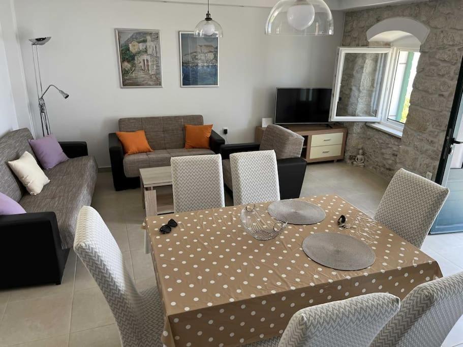 Holiday Home Aria Podgora Zewnętrze zdjęcie